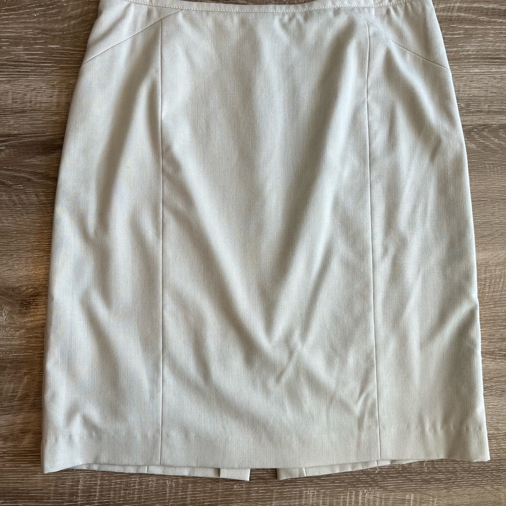 Antonio Melani Women’s Stone Pencil Skirt Size 8 Zipper Closure Career